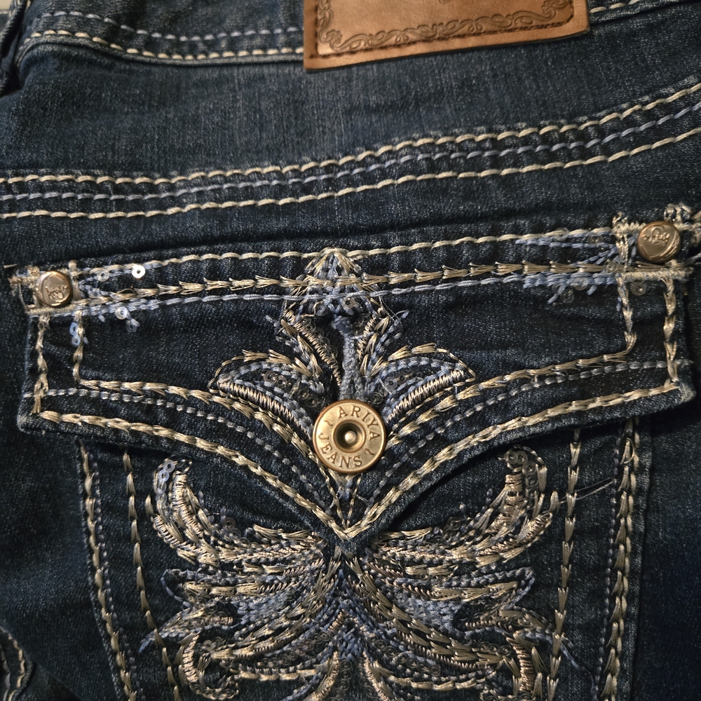 Ariya Women's Jeans - Picture 4 of 5